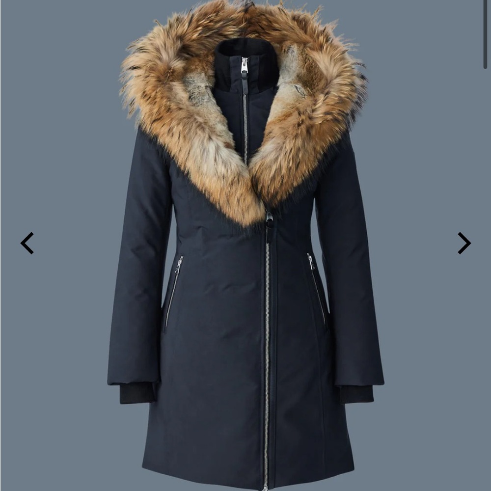 Mackage TRISH Powder Touch down coat with natural fur Signature Mackage Collar